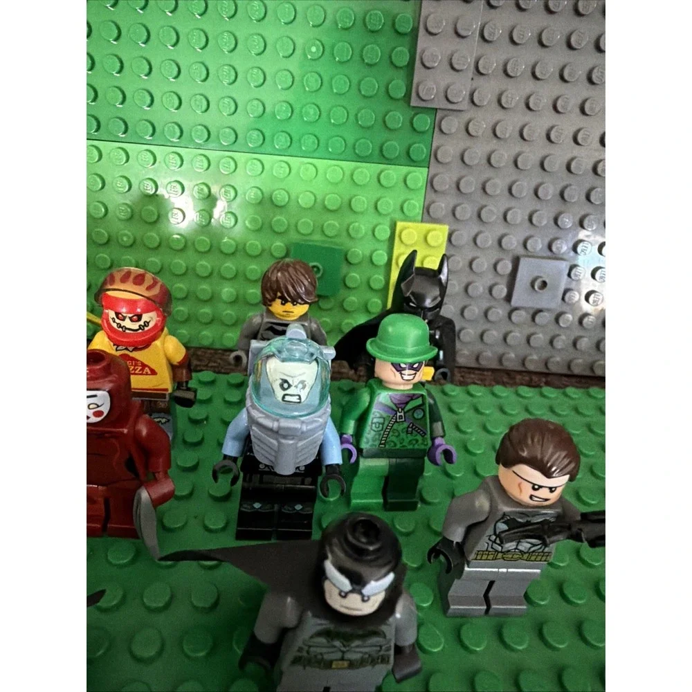 LEGO DC Super Heroes Minifigures Lot Batman Superman Robin Riddler Read